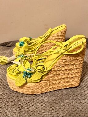 Fashion Nova Yellow Floral Lace-Up Wedge Sandals with Turquoise Accents (NEW)